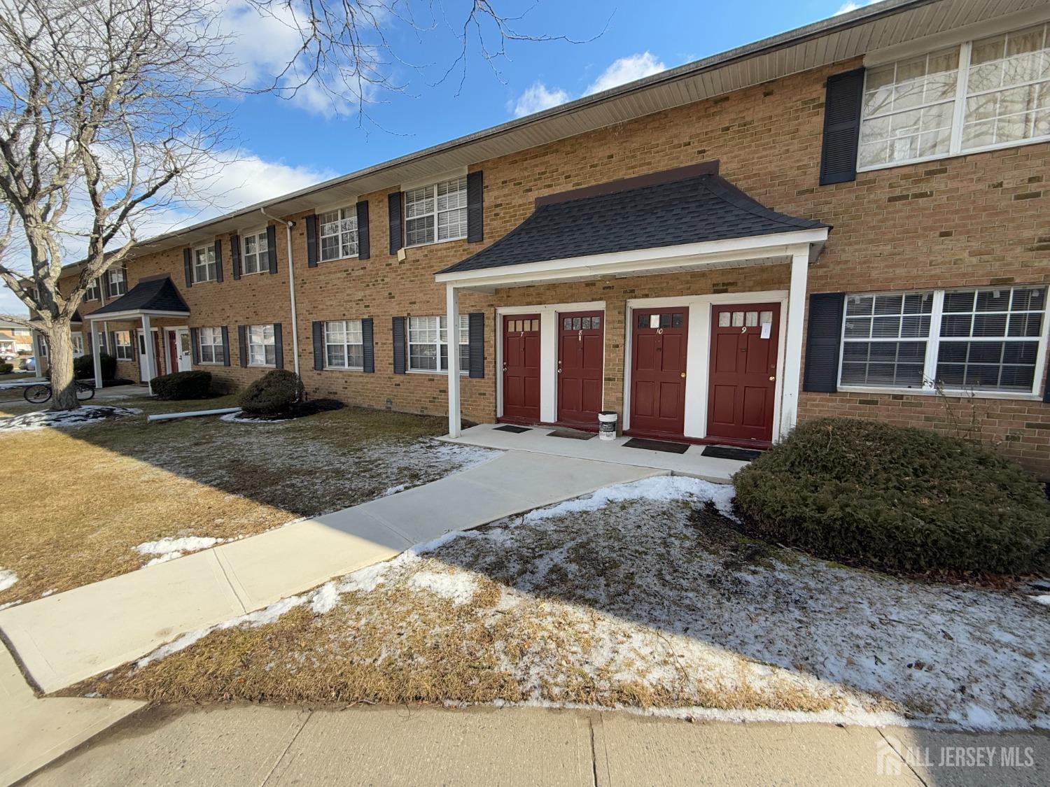 50 Garden View Terrace #8, East Windsor, New Jersey image 1