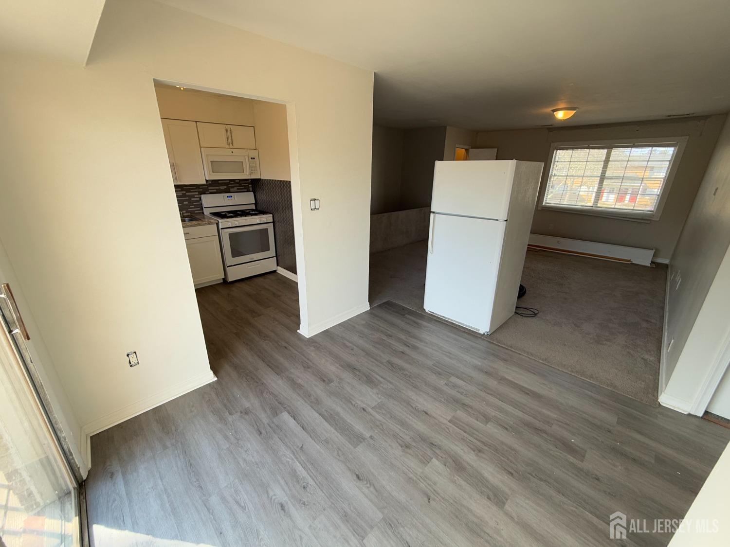 50 Garden View Terrace #8, East Windsor, New Jersey image 6