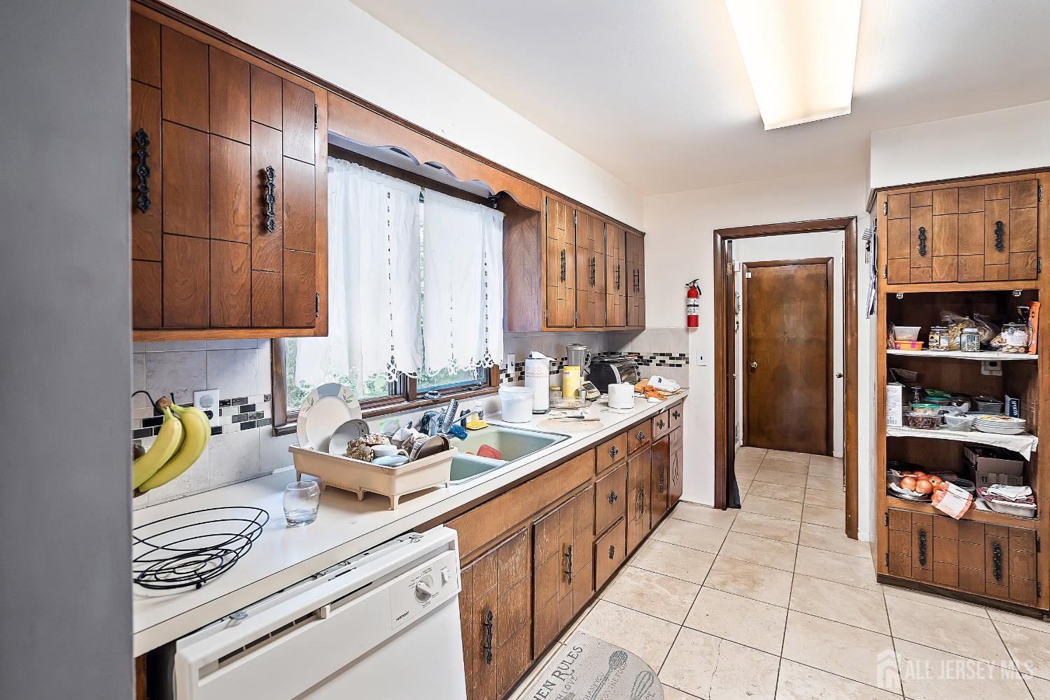 1474 Thomas Avenue, North Brunswick, New Jersey image 6