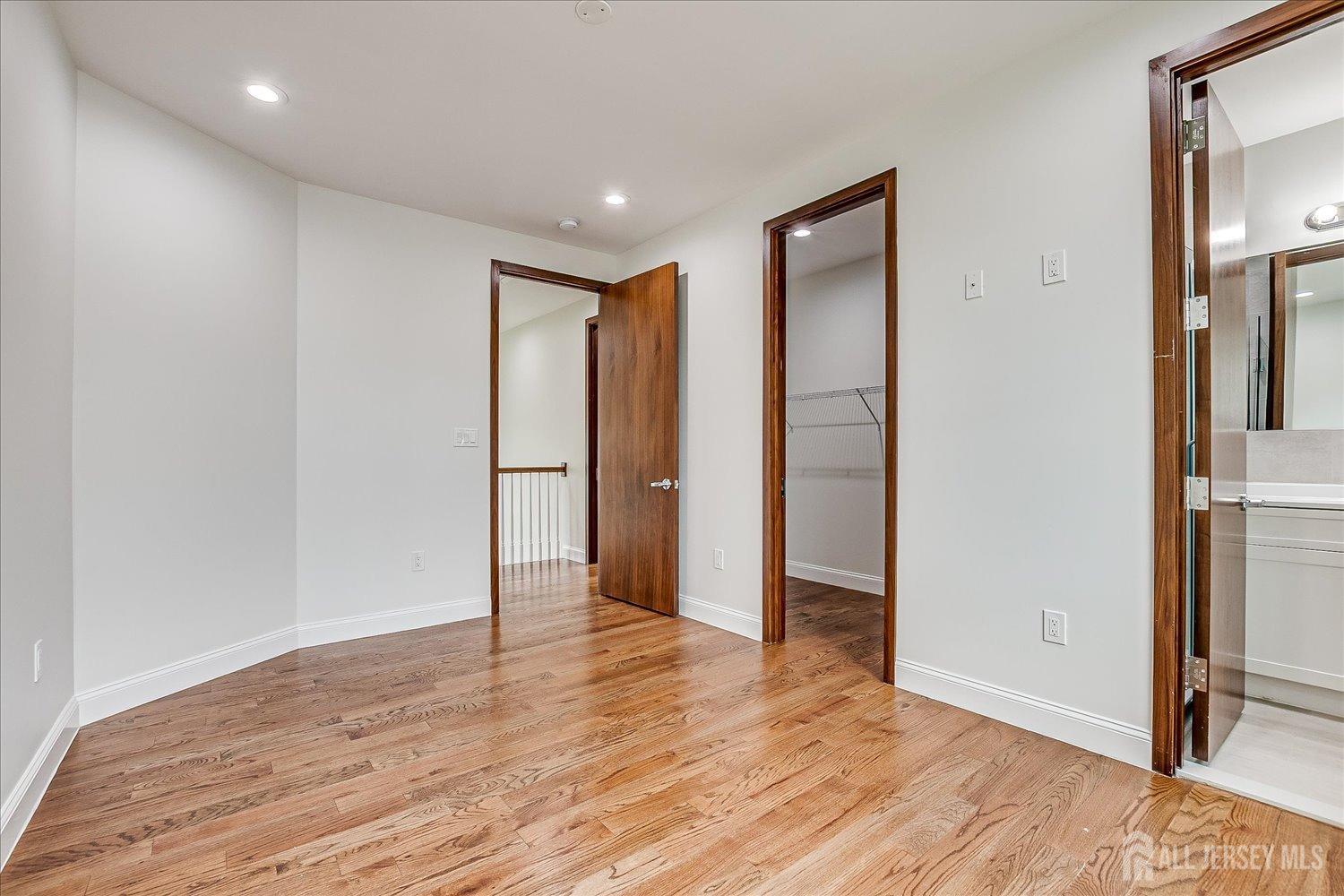 1 Bina Court, Edison, New Jersey image 41