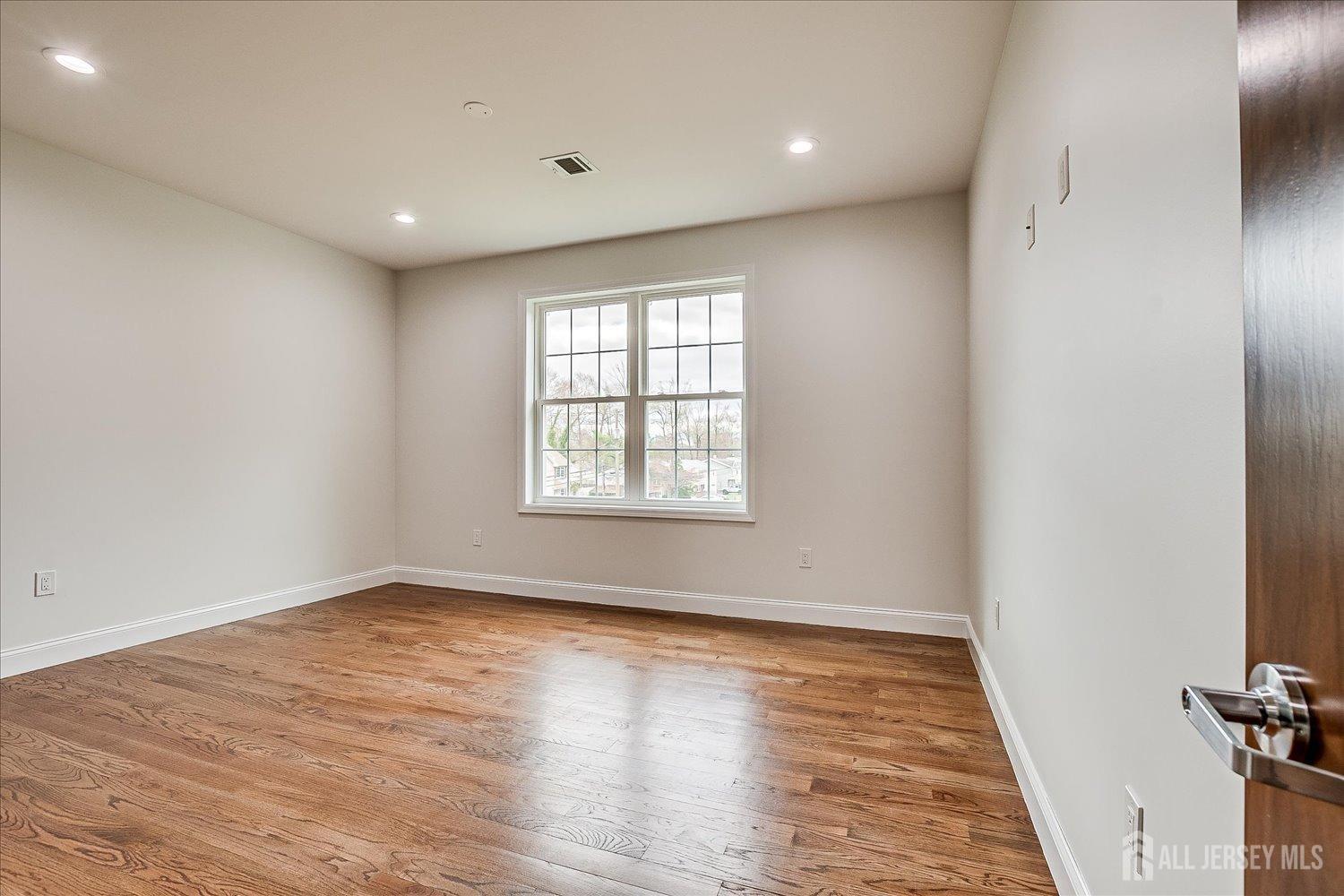 1 Bina Court, Edison, New Jersey image 43