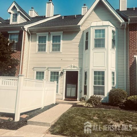 Homes For Rent - 15 Goodwin Drive<br/> North Brunswick, NJ 08902