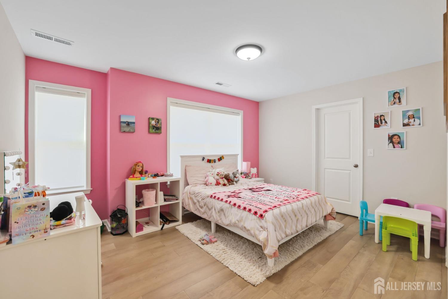 56 Philo Boulevard, Edison, New Jersey image 13
