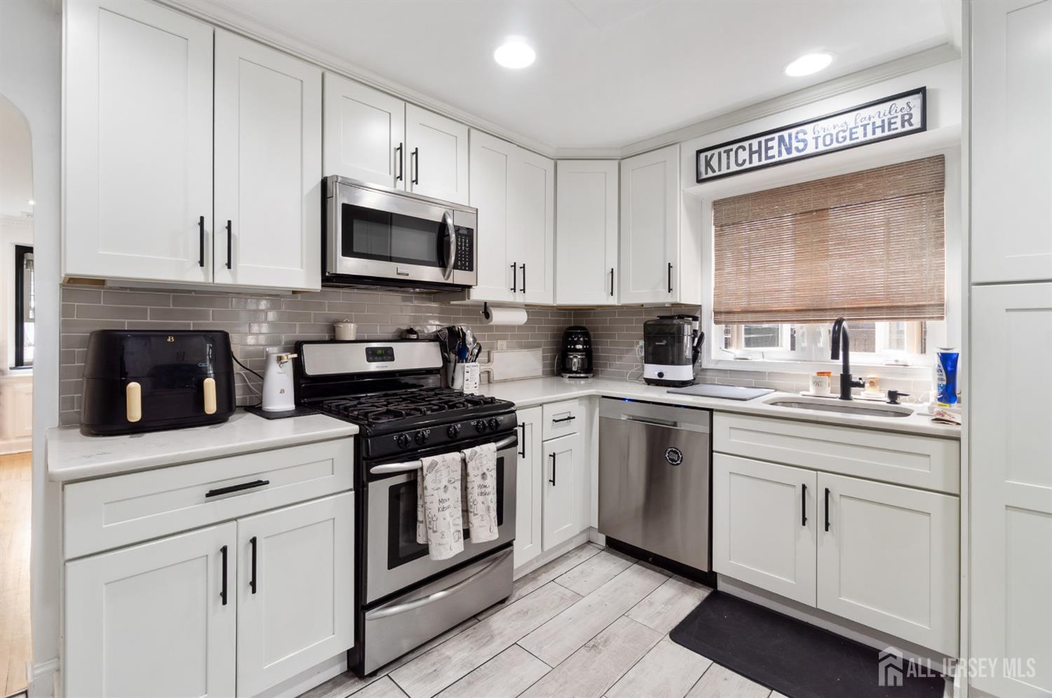 575 E Grant Avenue, Roselle Park, New Jersey image 17