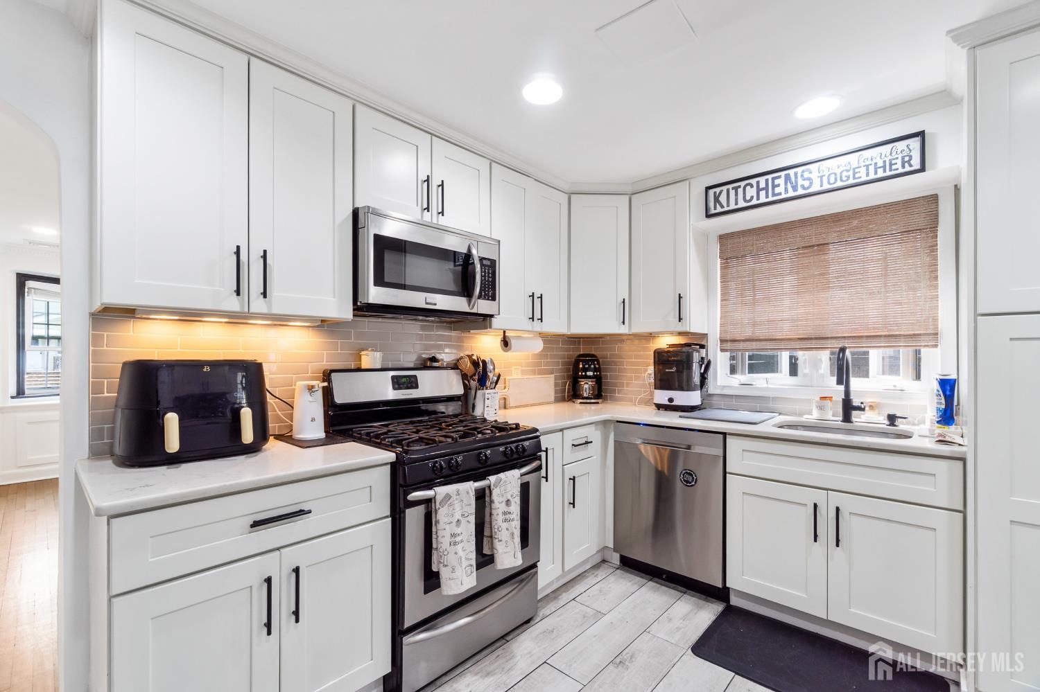 575 E Grant Avenue, Roselle Park, New Jersey image 21