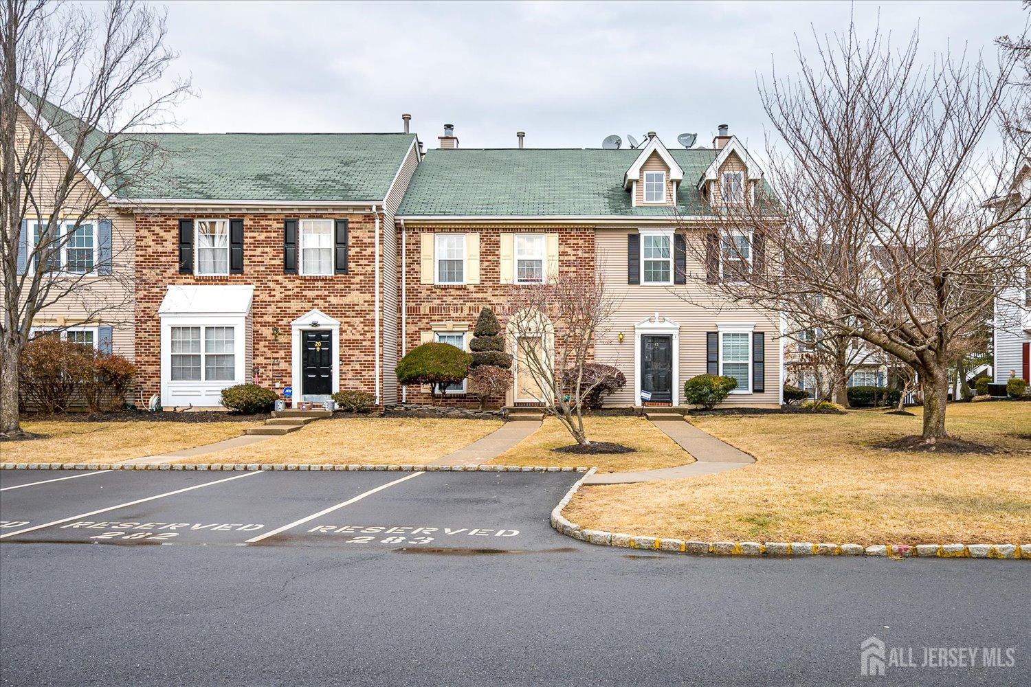 22 Dartmouth Way, North Brunswick, New Jersey image 1