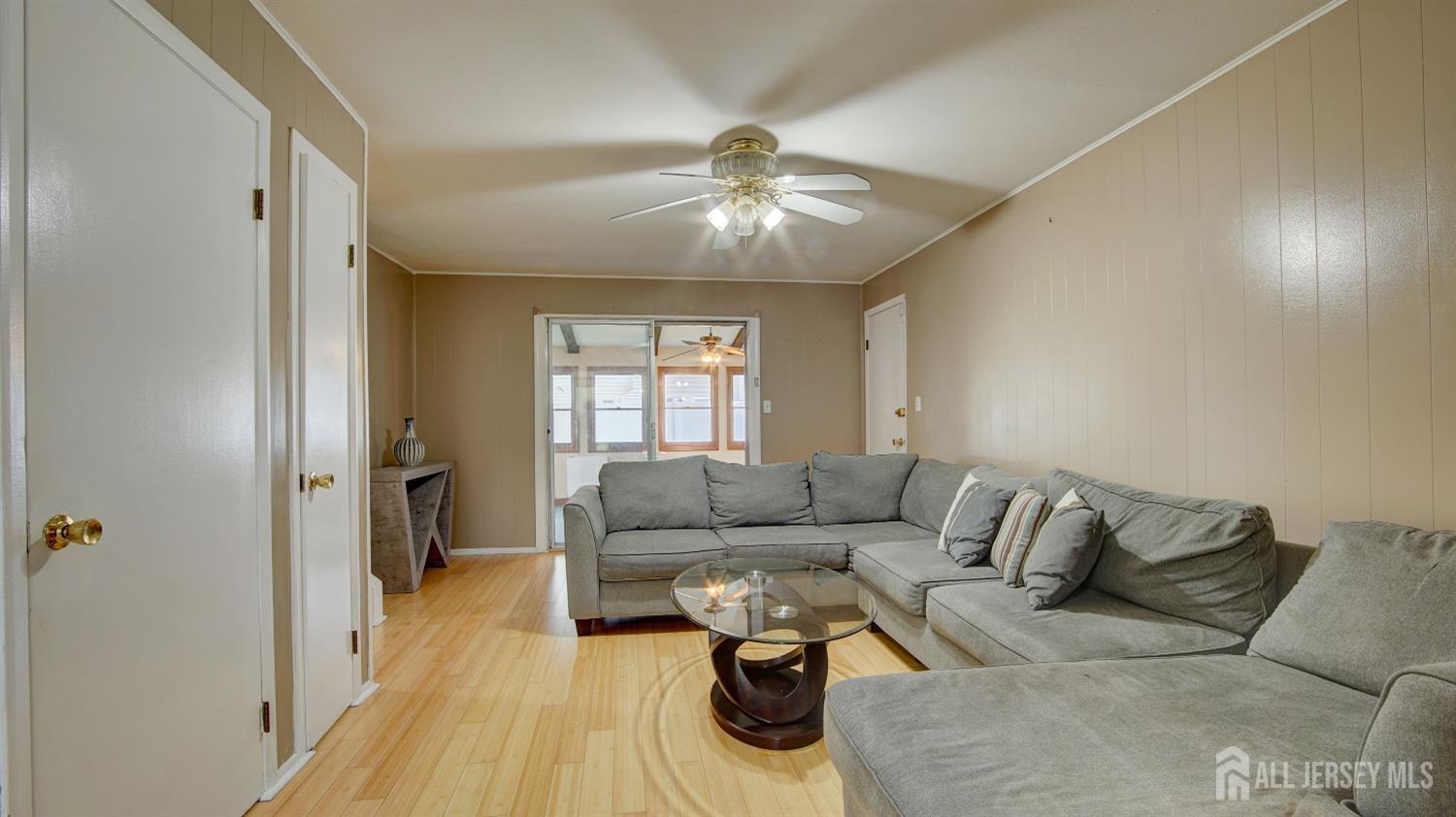 1487 Columbia Drive, North Brunswick, New Jersey image 32