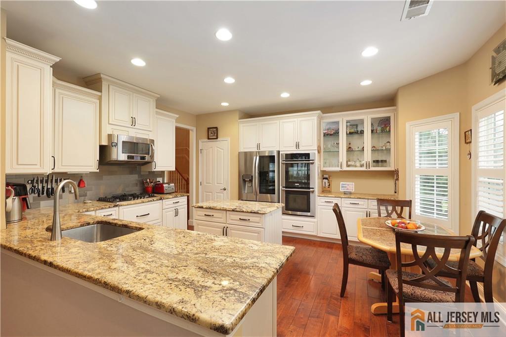 118 Timber Hill Drive, Monroe Township, New Jersey image 18