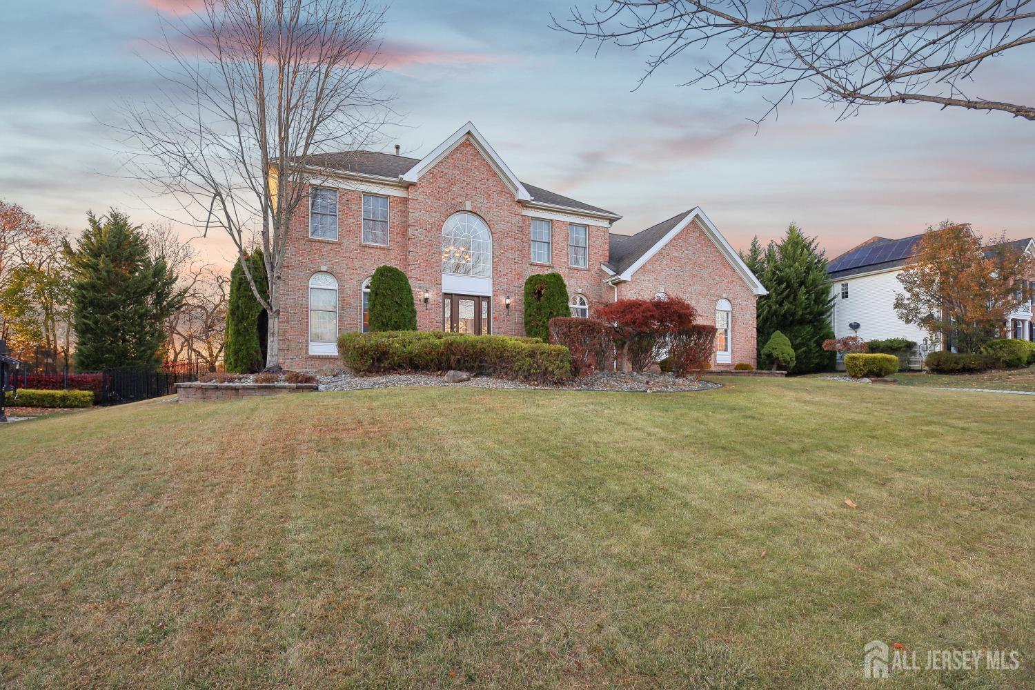 14 Saddle Court, Monroe Township, New Jersey image 2