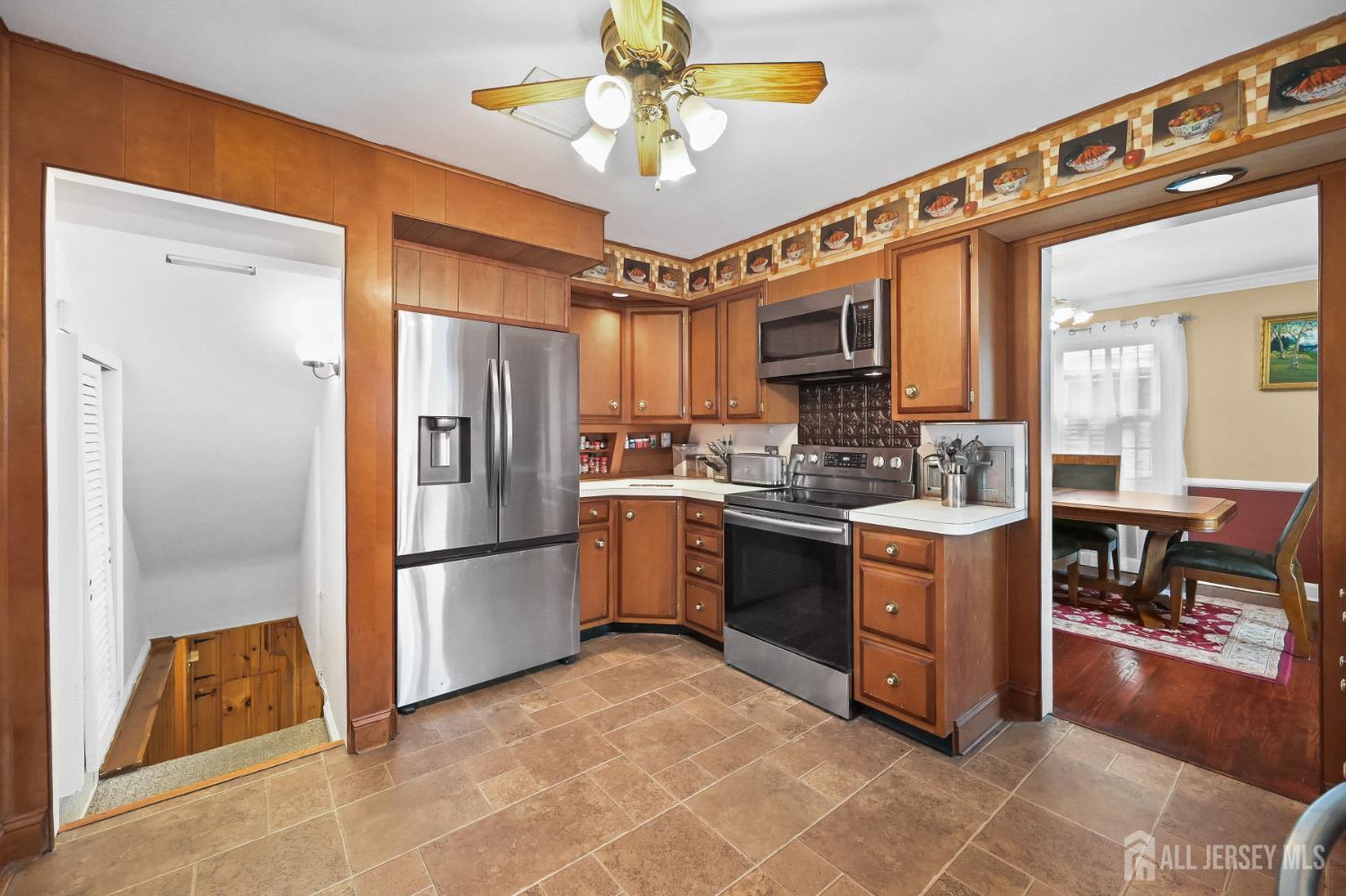 Milltown, New Jersey 08850, United States, 3 Bedrooms Bedrooms, ,2 BathroomsBathrooms,Residential,Active,156056