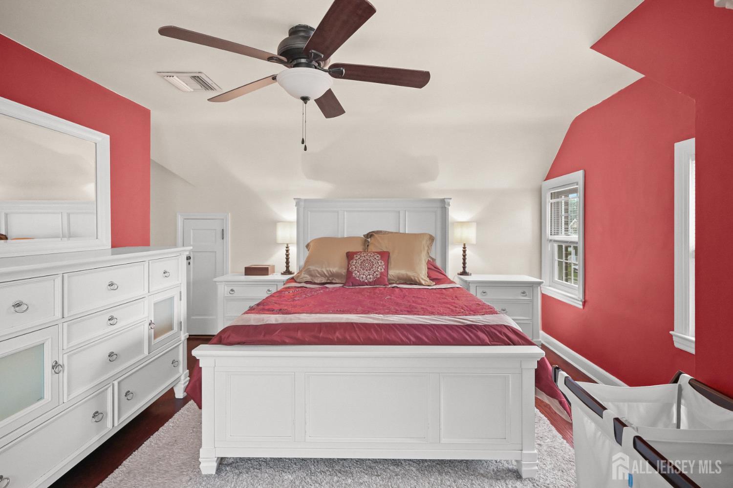 Milltown, New Jersey 08850, United States, 3 Bedrooms Bedrooms, ,2 BathroomsBathrooms,Residential,Active,156056