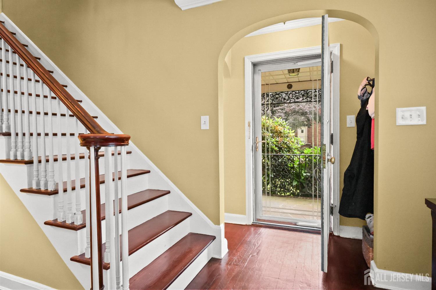 Milltown, New Jersey 08850, United States, 3 Bedrooms Bedrooms, ,2 BathroomsBathrooms,Residential,Active,156056