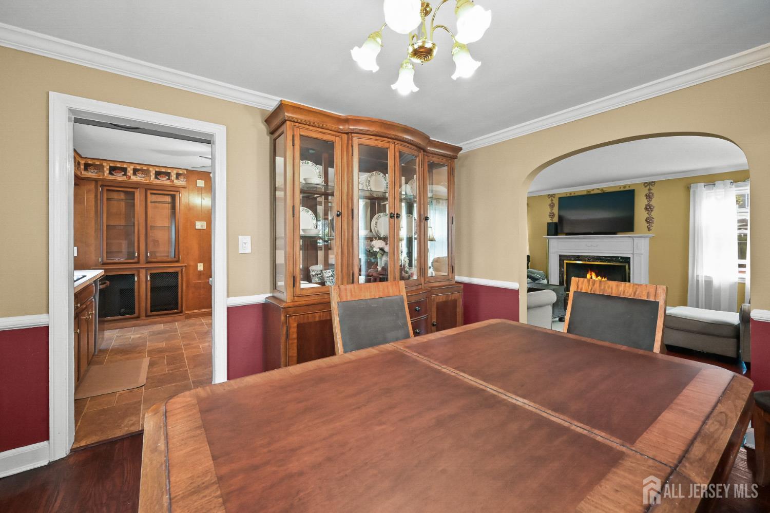 Milltown, New Jersey 08850, United States, 3 Bedrooms Bedrooms, ,2 BathroomsBathrooms,Residential,Active,156056