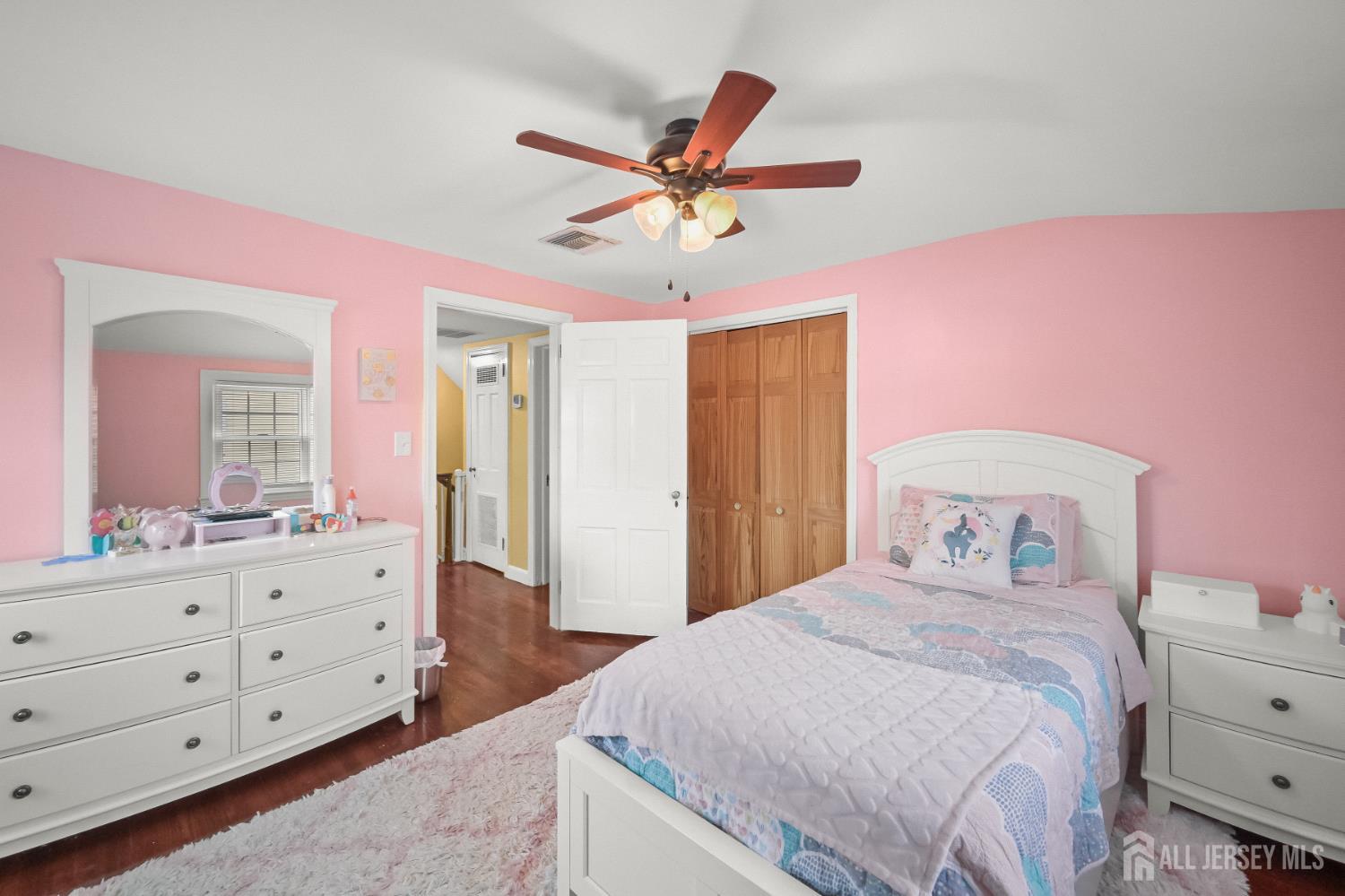 Milltown, New Jersey 08850, United States, 3 Bedrooms Bedrooms, ,2 BathroomsBathrooms,Residential,Active,156056