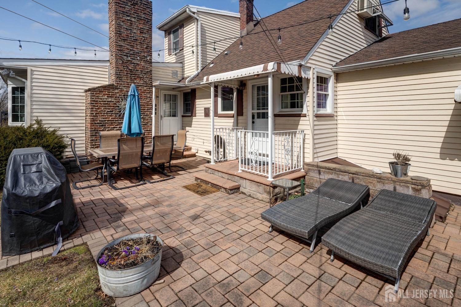 11 Yuro Drive, Edison, New Jersey image 42