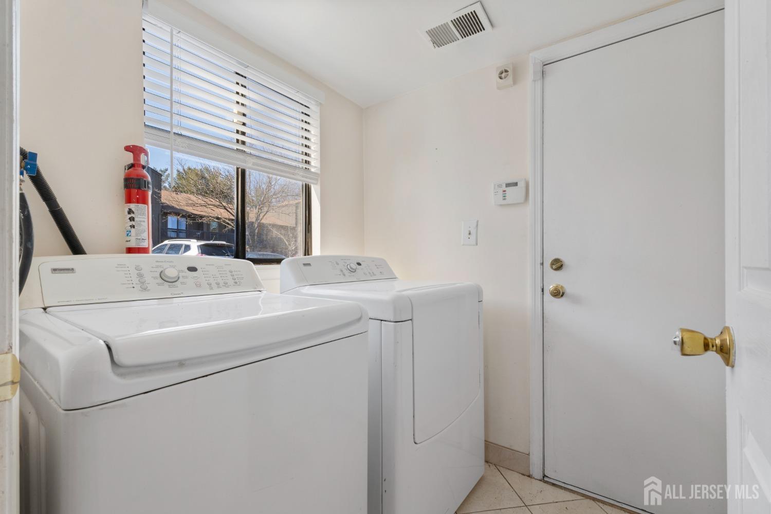 506 Westgate Drive, Edison, New Jersey image 15