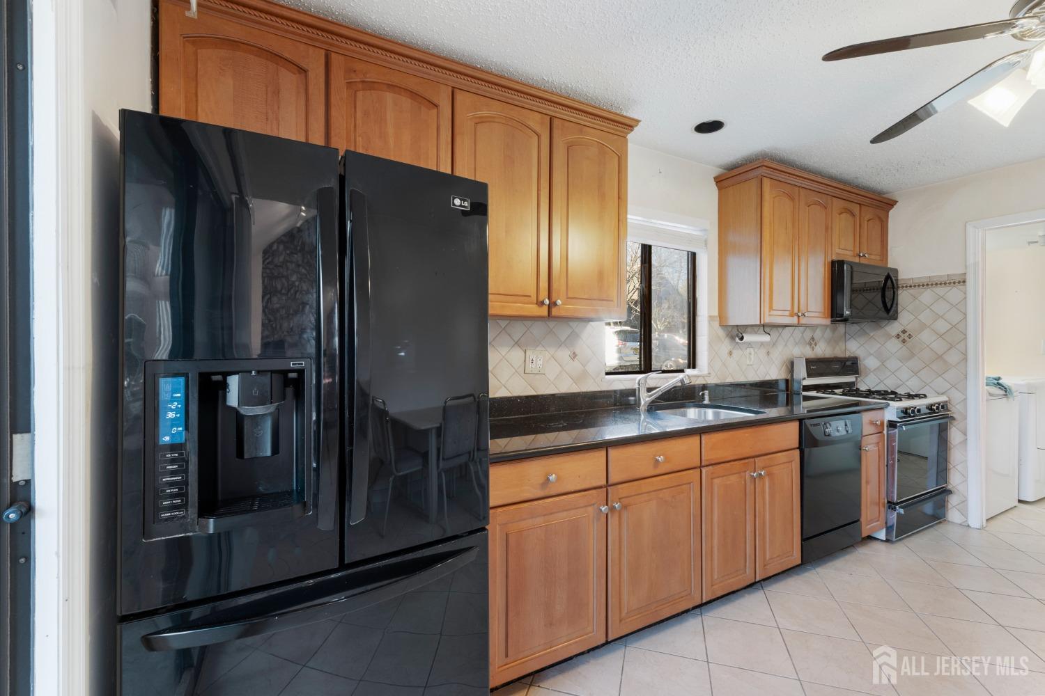 506 Westgate Drive, Edison, New Jersey image 23