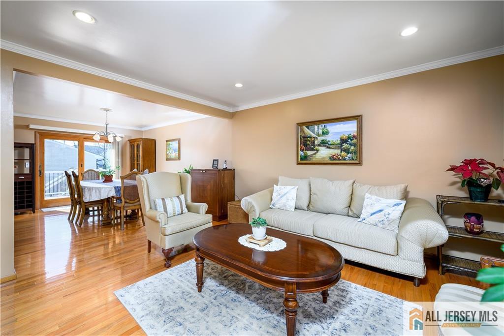 1 Mckinley Street, Edison, New Jersey image 3