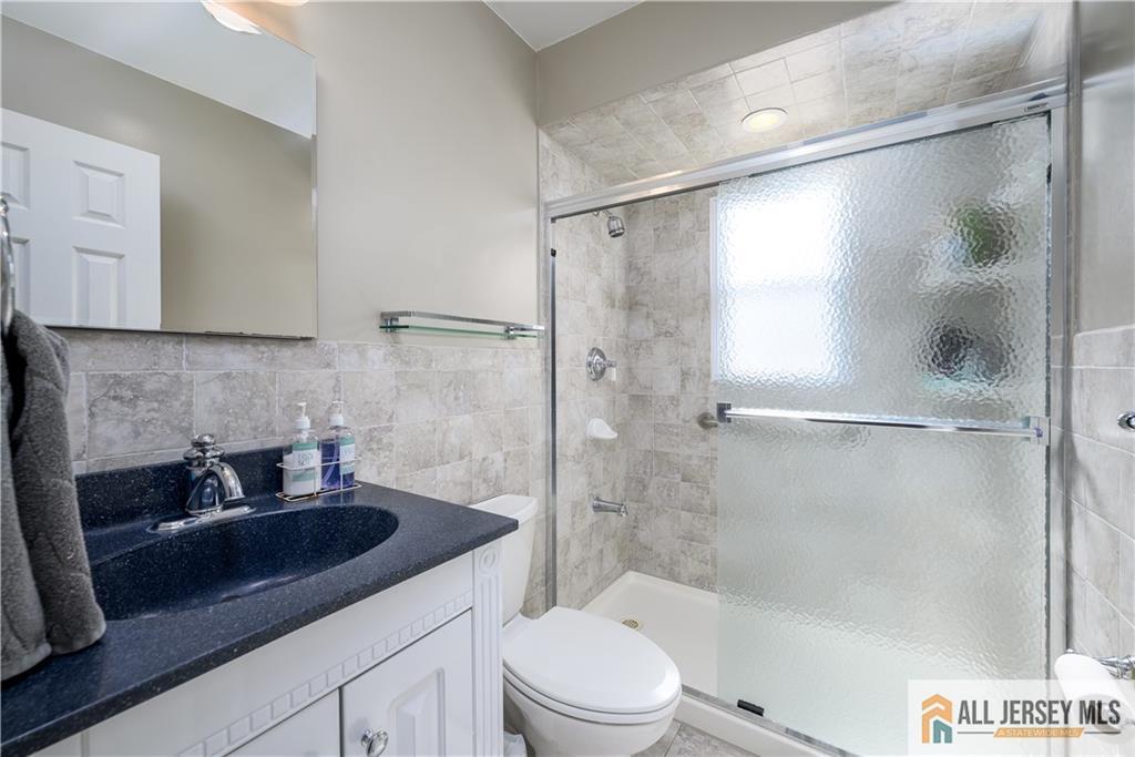 1 Mckinley Street, Edison, New Jersey image 30