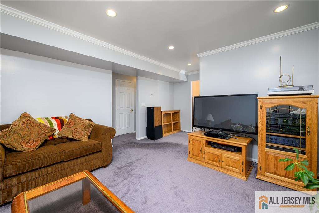 1 Mckinley Street, Edison, New Jersey image 29