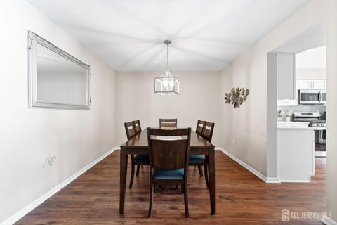 Condo For Sale - 48 Sapphire Lane<br/> Franklin, NJ 08823