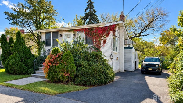 31 HARRIGAN AVE, MONROE TOWNSHIP, NJ 08831 - Image 2d66b33db97dacbbe80b1aa66ac60fcd/4089401501