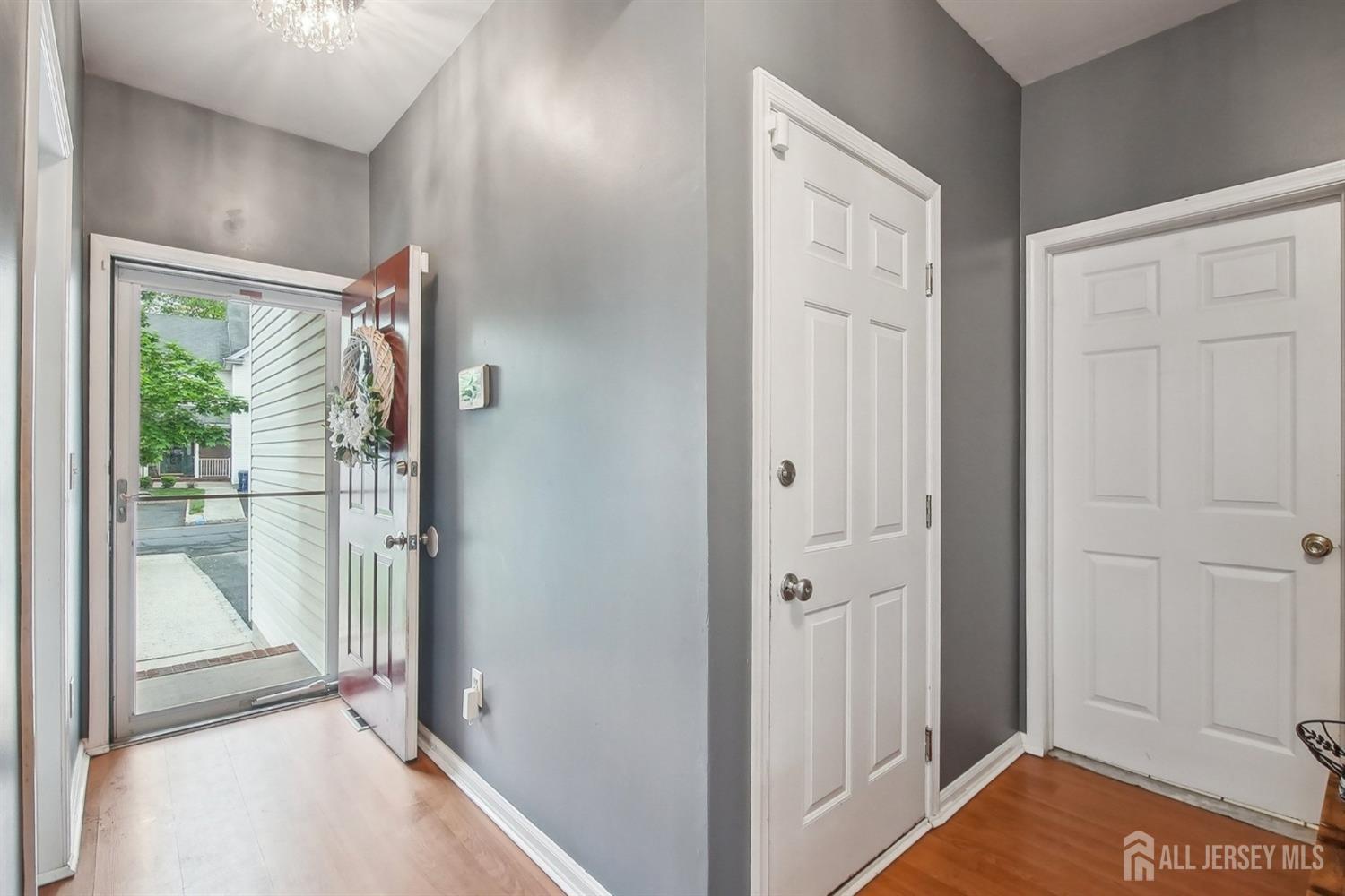38 E Burgess Drive, Piscataway, New Jersey image 3