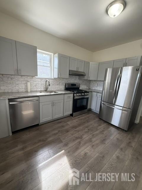Apartment For Rent - 102 Broad Street<br/> Perth Amboy, NJ 08861