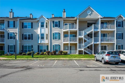 Homes For Rent - 268 Kempsey Drive<br/> North Brunswick, NJ 08902