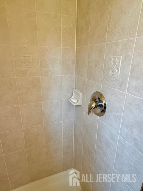 Monroe, New Jersey, 08831, United States, 5 Bedrooms Bedrooms, ,4 BathroomsBathrooms,Residential,Active,2038194