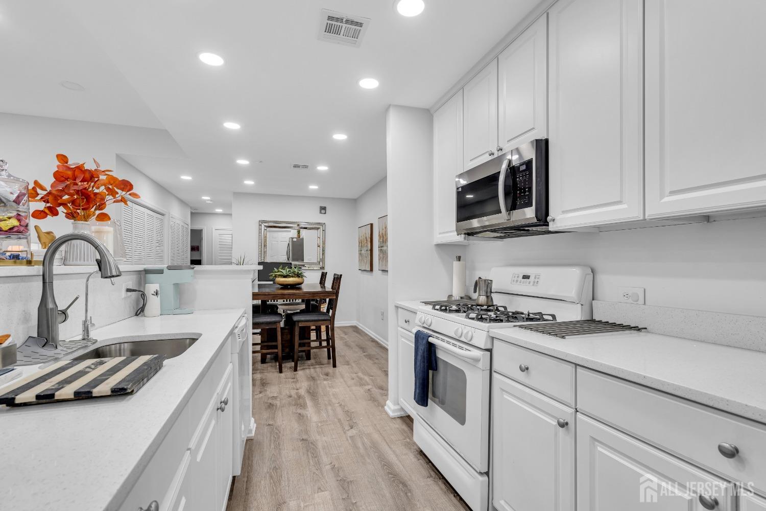 358 Rector Street #218, Perth Amboy, New Jersey image 12