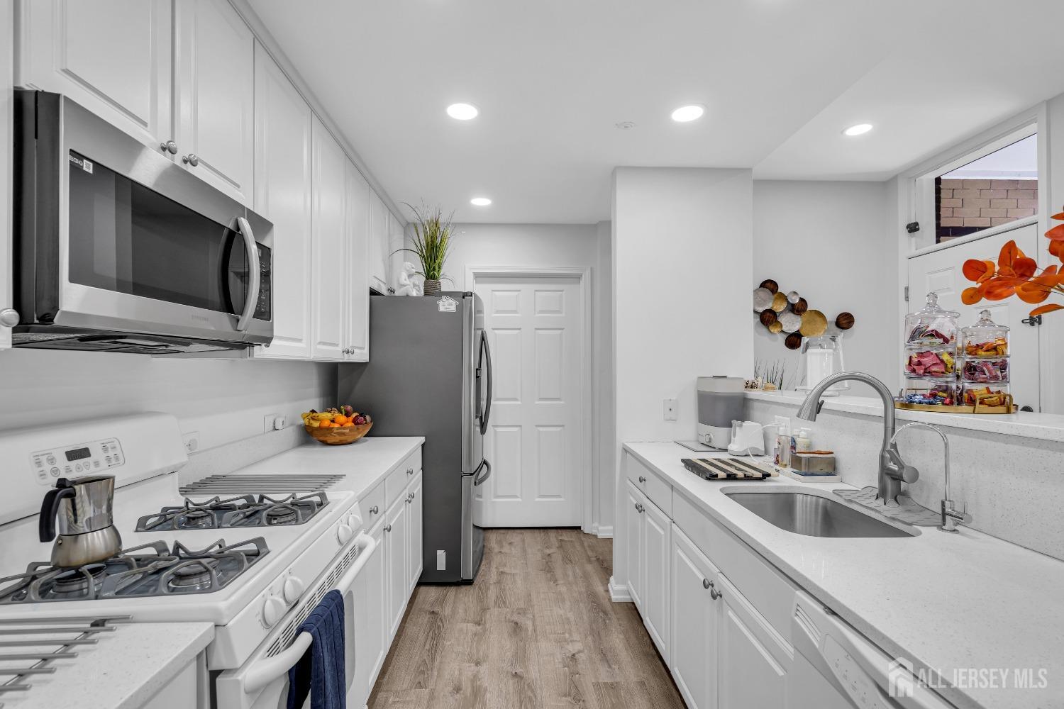 358 Rector Street #218, Perth Amboy, New Jersey image 10