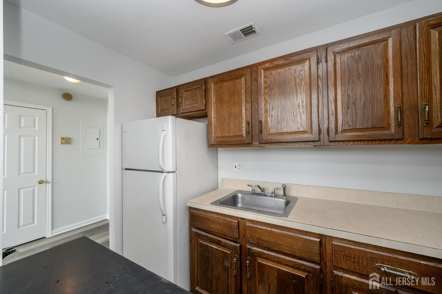 434 Lawrence Street #12, Perth Amboy, New Jersey image 7