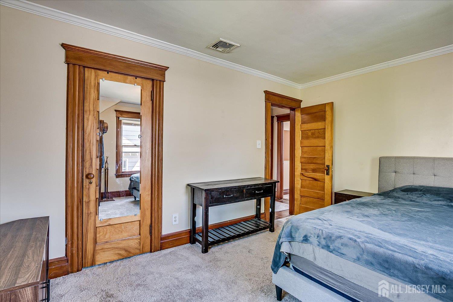 227 Lawrence Avenue, Highland Park, New Jersey image 31