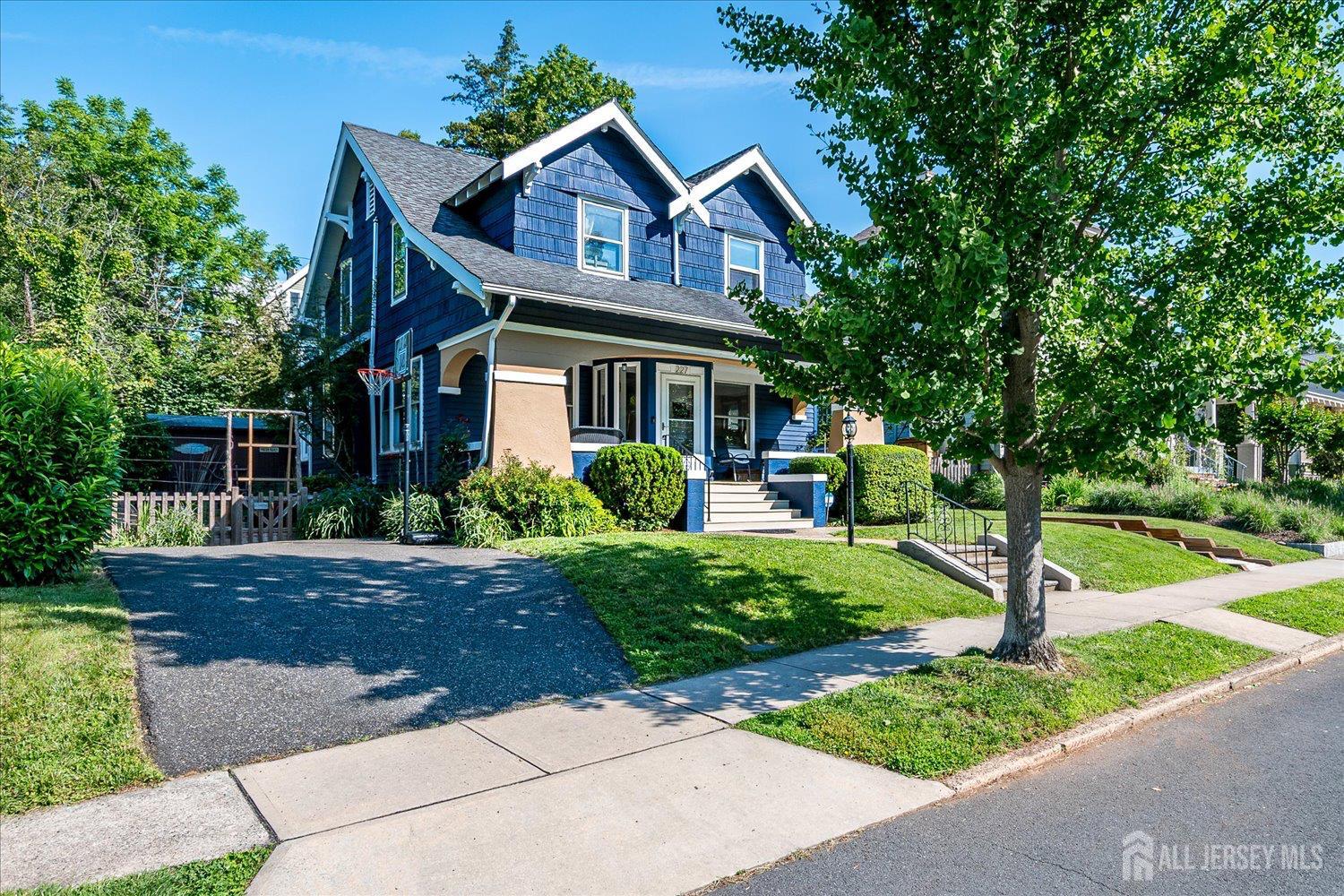 227 Lawrence Avenue, Highland Park, New Jersey image 3