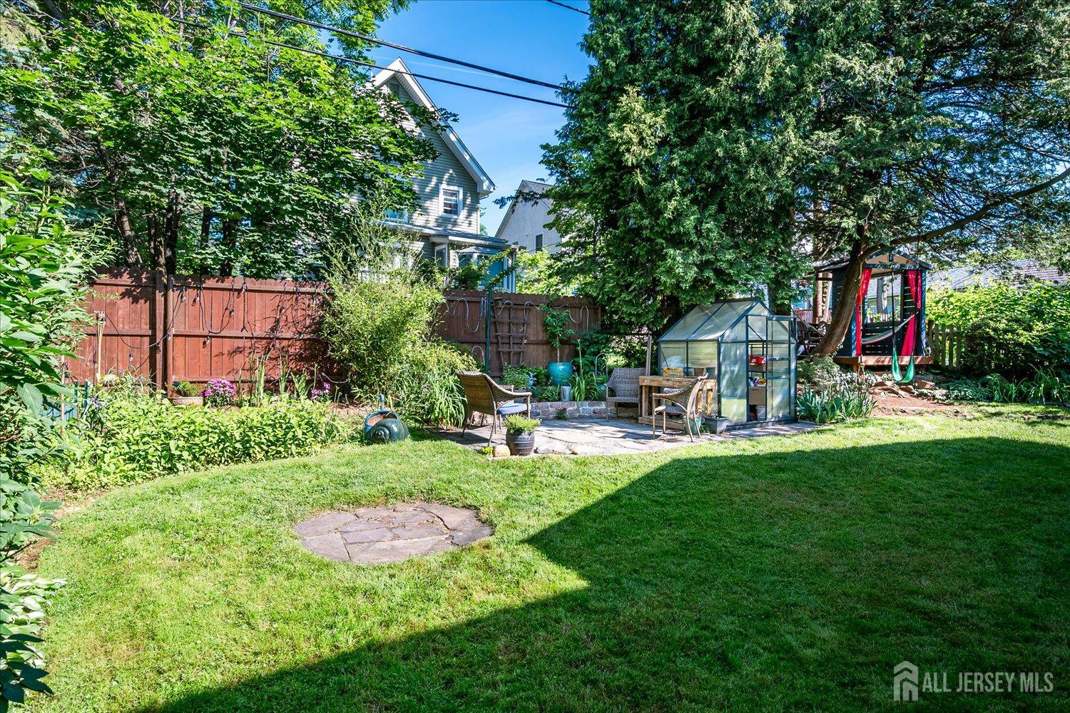 227 Lawrence Avenue, Highland Park, New Jersey image 44