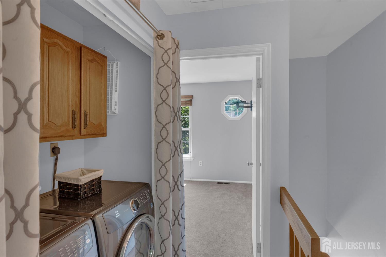 South Brunswick, New Jersey 08852, United States, 2 Bedrooms Bedrooms, ,2 BathroomsBathrooms,Residential,Active,164398