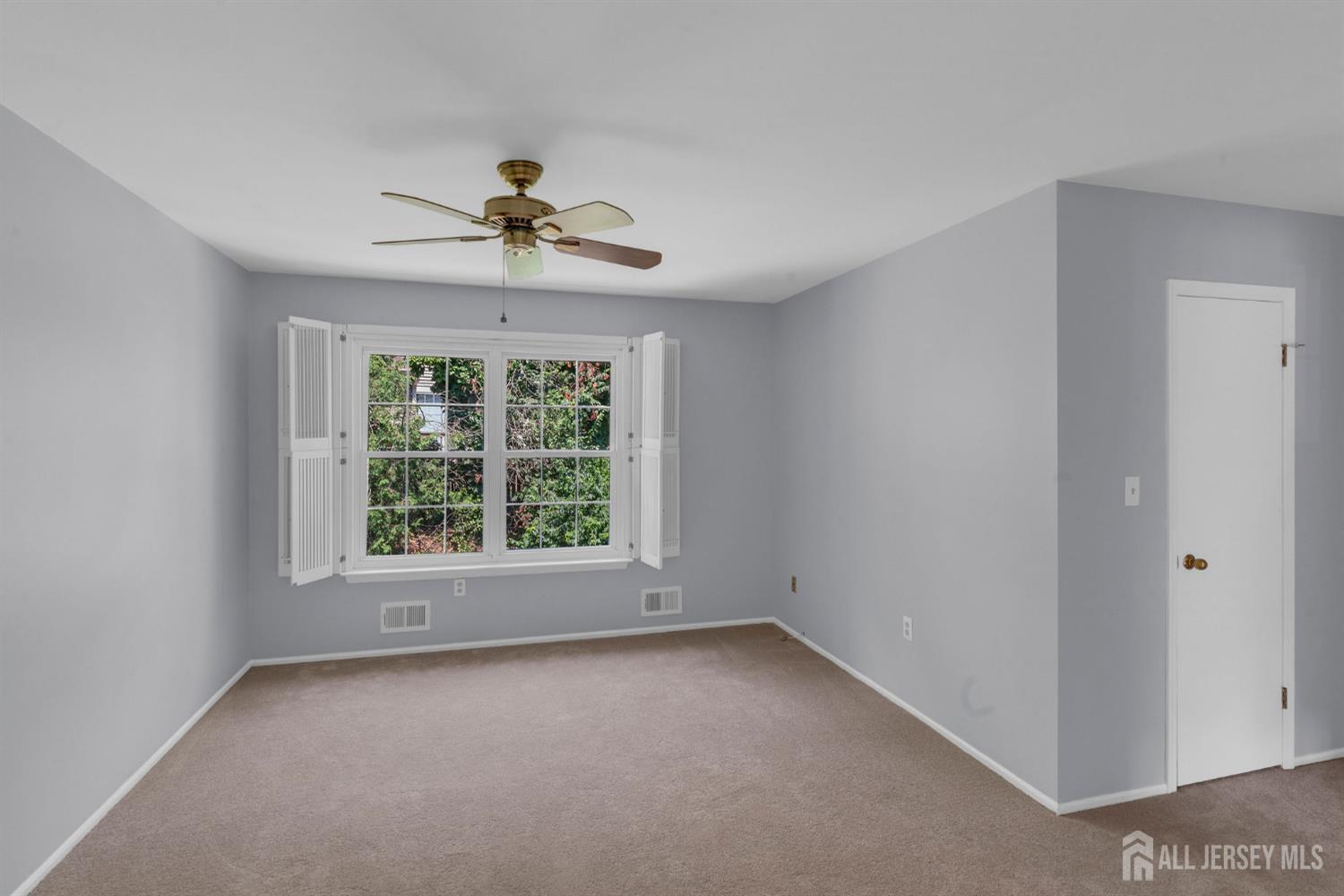 South Brunswick, New Jersey 08852, United States, 2 Bedrooms Bedrooms, ,2 BathroomsBathrooms,Residential,Active,164398