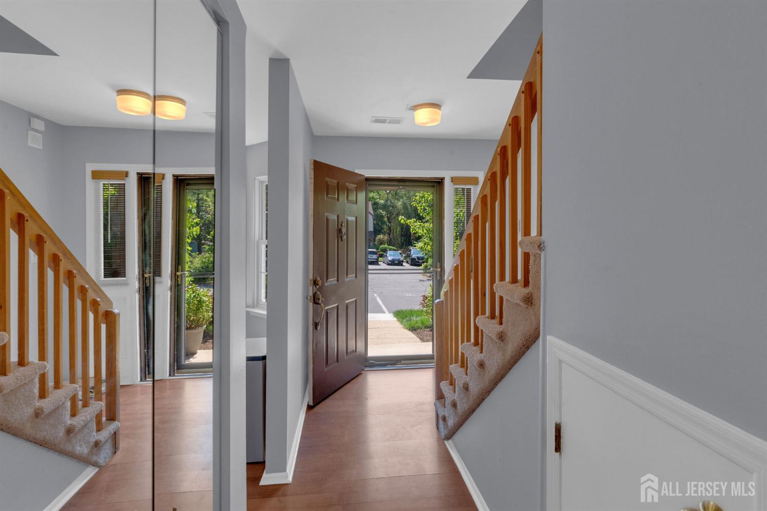 South Brunswick, New Jersey 08852, United States, 2 Bedrooms Bedrooms, ,2 BathroomsBathrooms,Residential,Active,164398