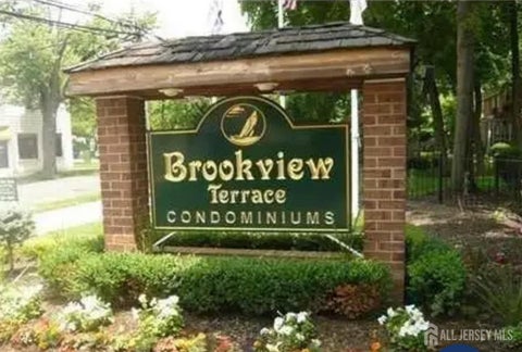 Homes For Rent - 289 Main Street #4B<br/> Middlesex County, Spotswood, NJ 08884