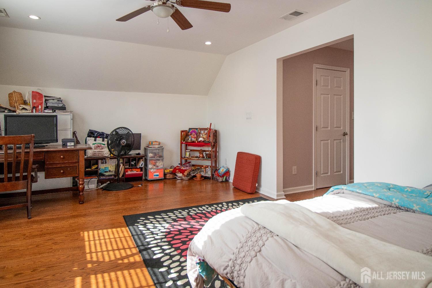23 Keswick Circle, Monroe Township, New Jersey image 31
