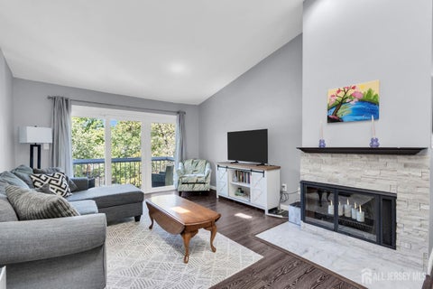 Condo For Sale - 384 Mcdowell Drive<br/> Middlesex County, East Brunswick, NJ 08816