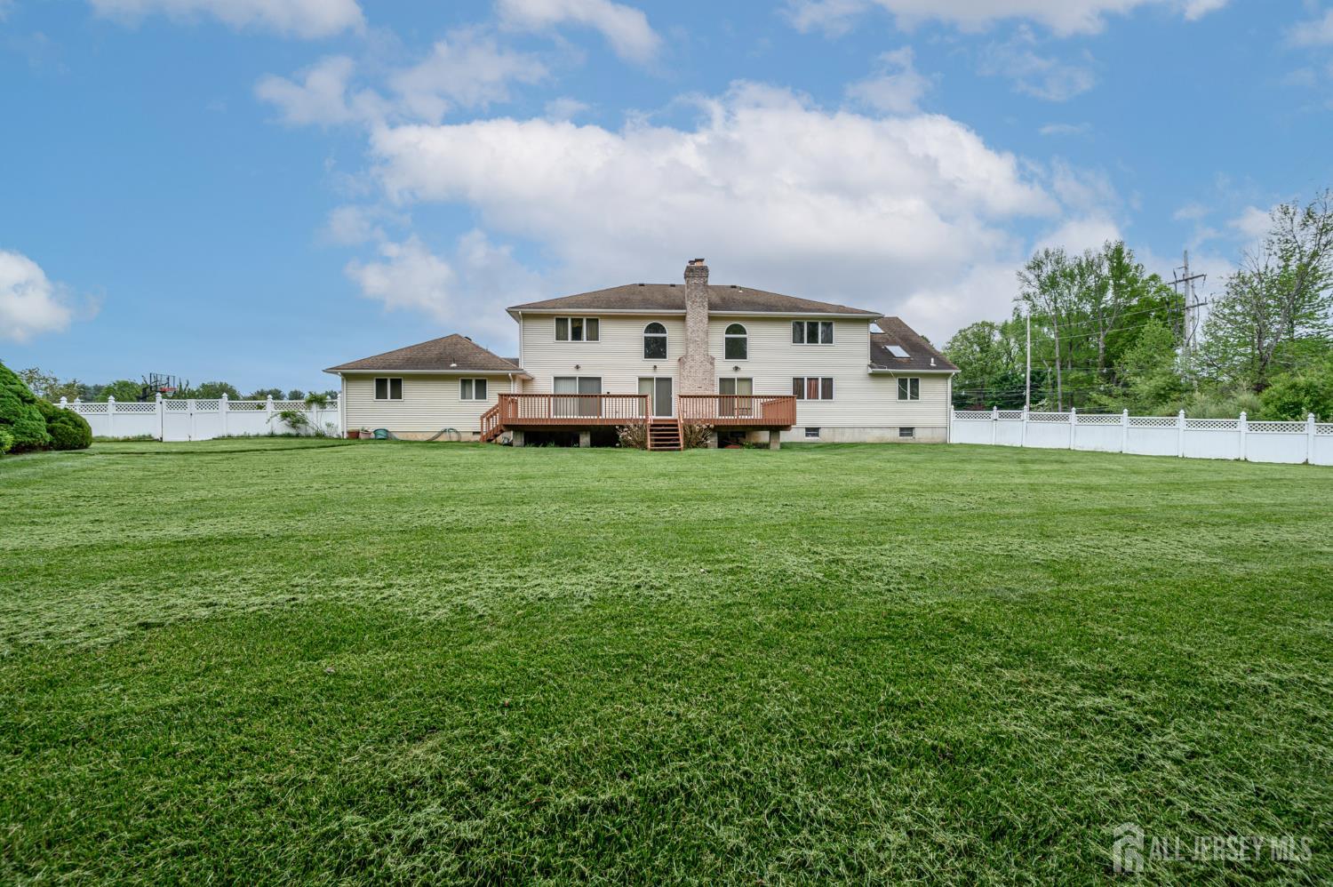 South Brunswick, New Jersey, 08852, United States, 5 Bedrooms Bedrooms, ,6 BathroomsBathrooms,Residential,Active,2044563