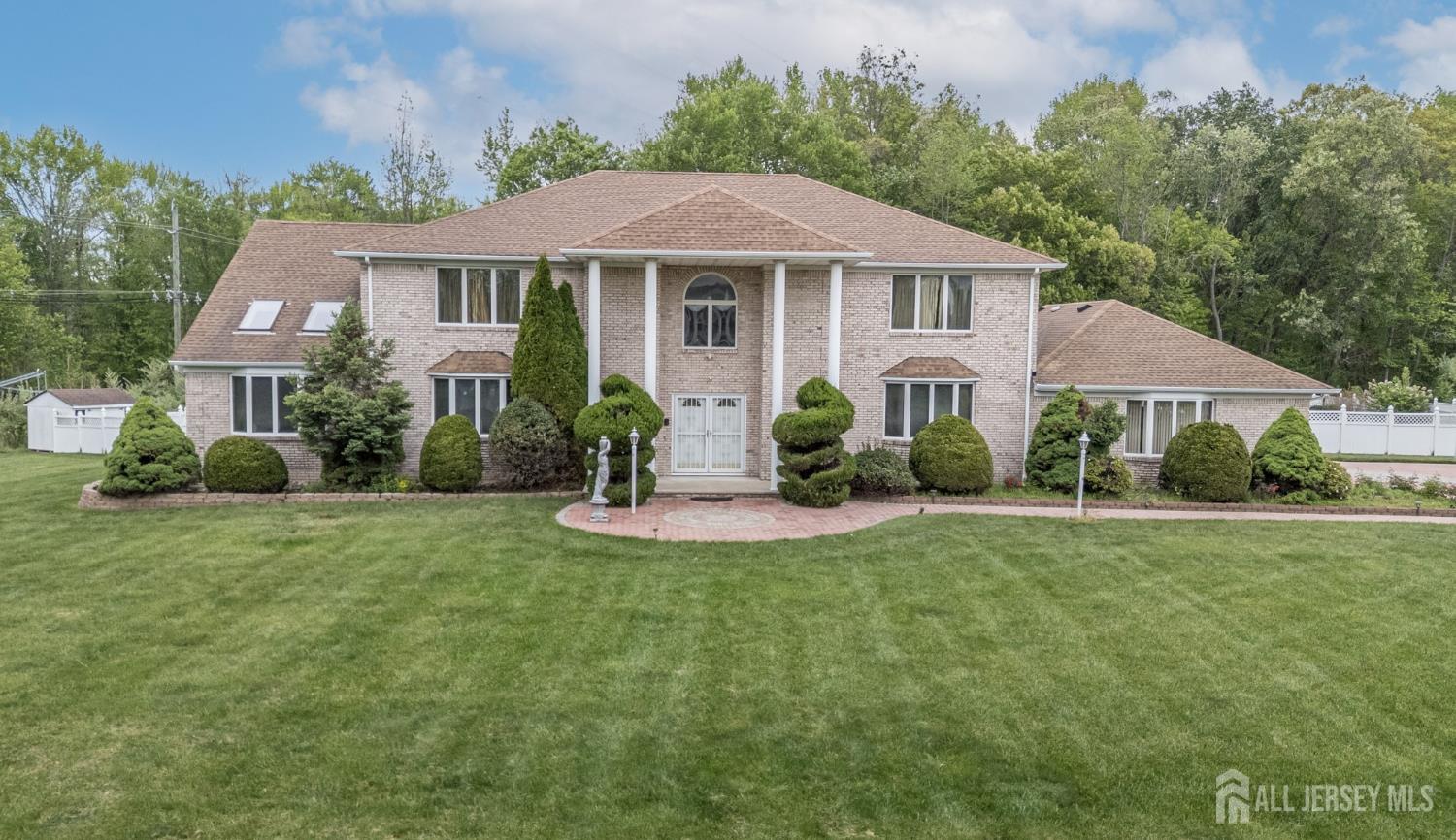 South Brunswick, New Jersey, 08852, United States, 5 Bedrooms Bedrooms, ,6 BathroomsBathrooms,Residential,Active,2044563