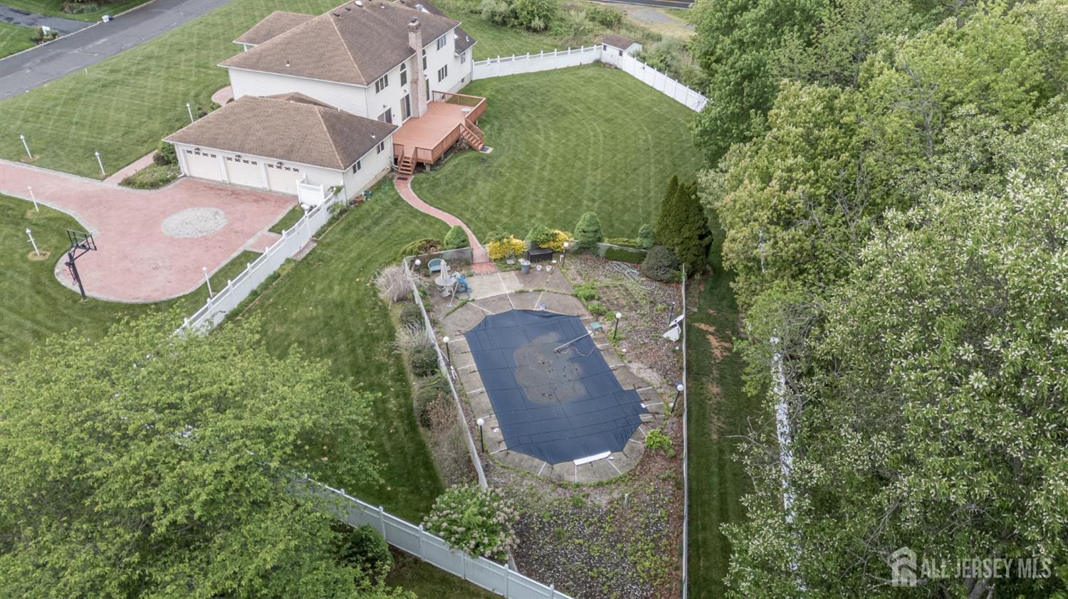 South Brunswick, New Jersey, 08852, United States, 5 Bedrooms Bedrooms, ,6 BathroomsBathrooms,Residential,Active,2044563