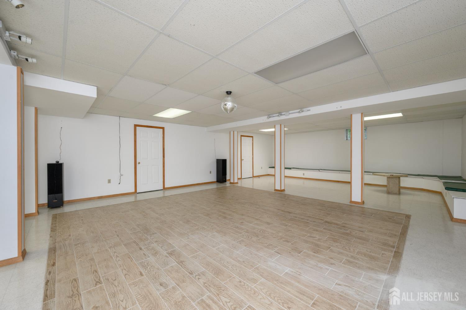 South Brunswick, New Jersey, 08852, United States, 5 Bedrooms Bedrooms, ,6 BathroomsBathrooms,Residential,Active,2044563
