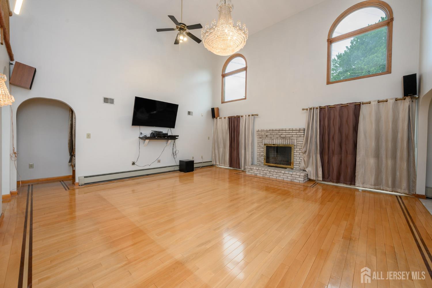 South Brunswick, New Jersey, 08852, United States, 5 Bedrooms Bedrooms, ,6 BathroomsBathrooms,Residential,Active,2044563