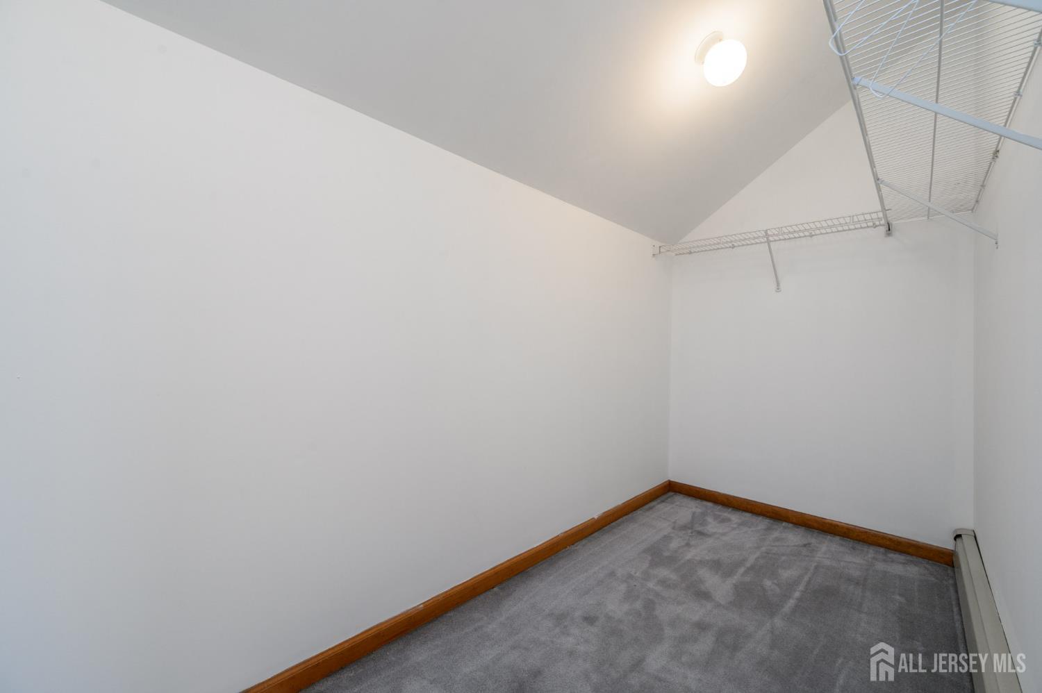 South Brunswick, New Jersey, 08852, United States, 5 Bedrooms Bedrooms, ,6 BathroomsBathrooms,Residential,Active,2044563