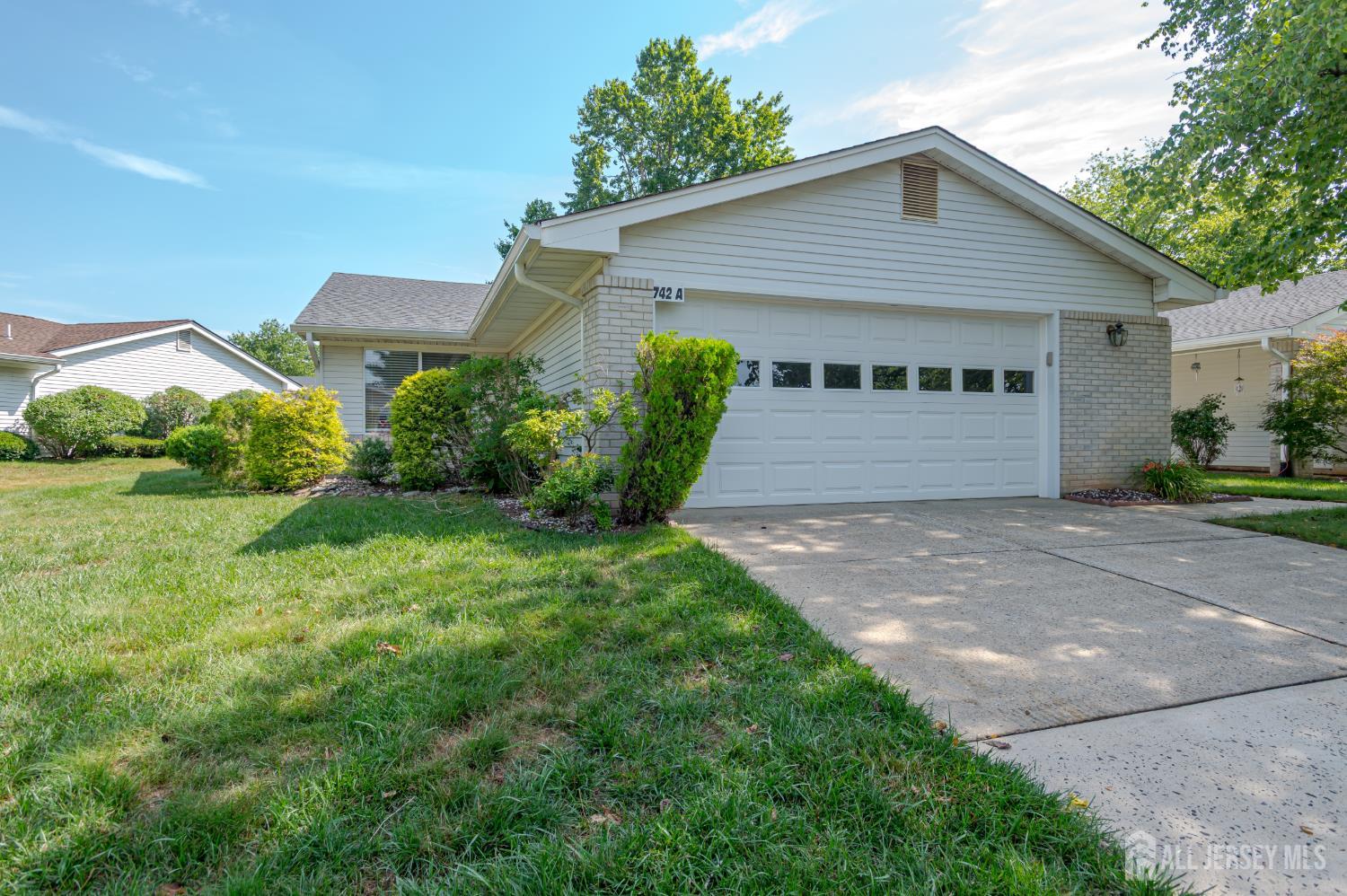 742-A Pompton Road