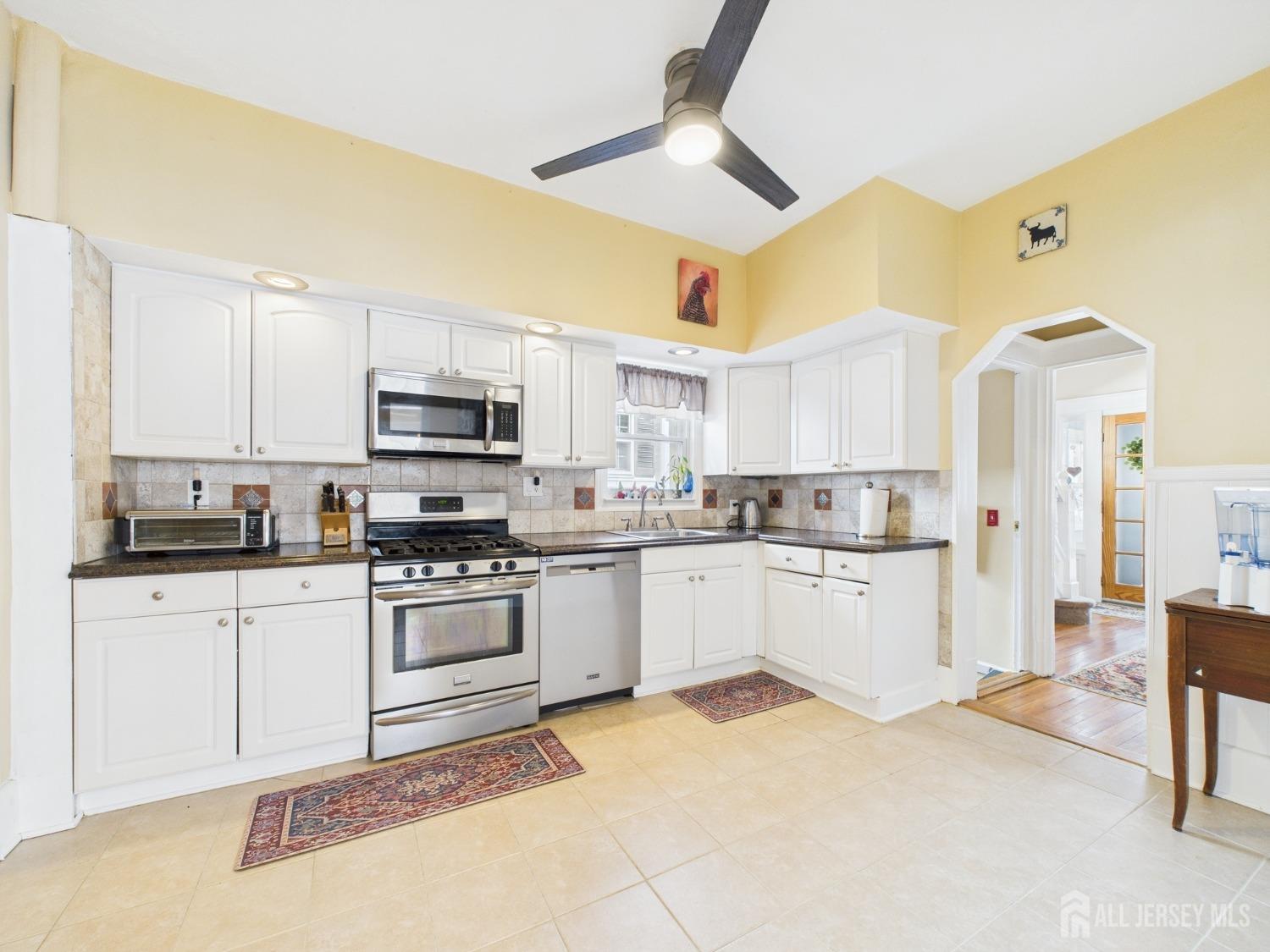 324 4th Street, South Amboy, New Jersey image 14